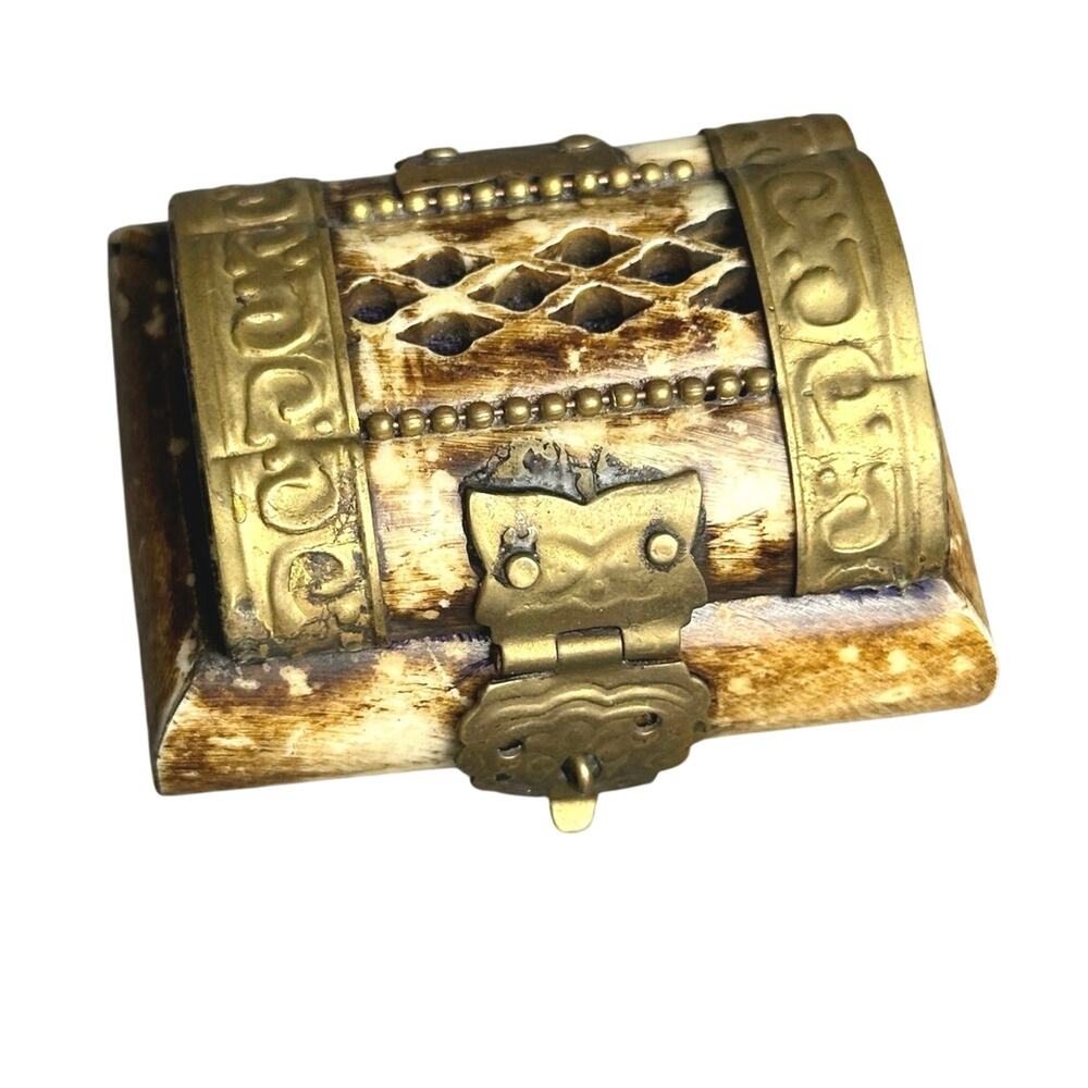 Vintage miniature ornate trinket box camel bone brass velvet lined 2.5x2x1.5